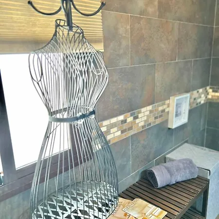 Vacantrip Evora - Loft Con Encanto En Jerez *